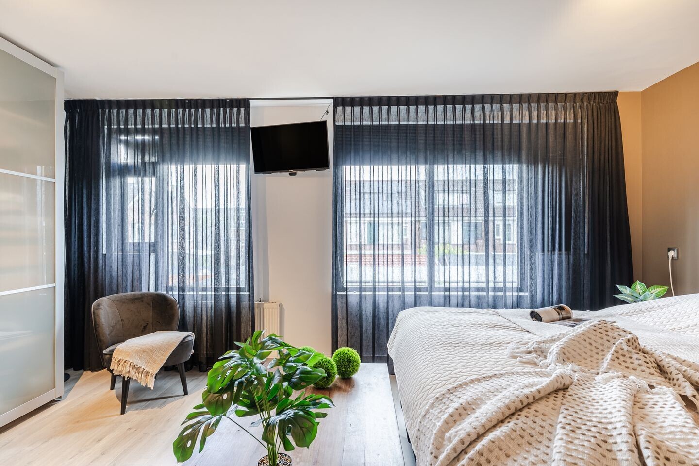Hoekwoning te koop: Zuiderland 1, Koog Aan De Zaan