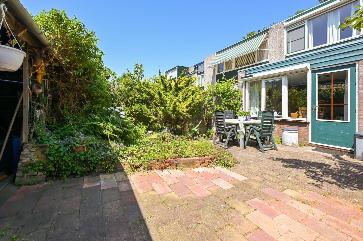 Tussenwoning te koop: Brouwerszoom 42, Koog Aan De Zaan