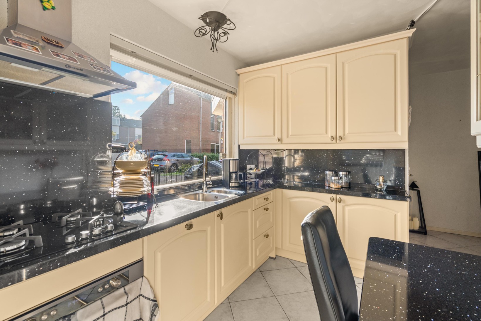 Hoekwoning te koop: Oliemolen 2, Koog Aan De Zaan