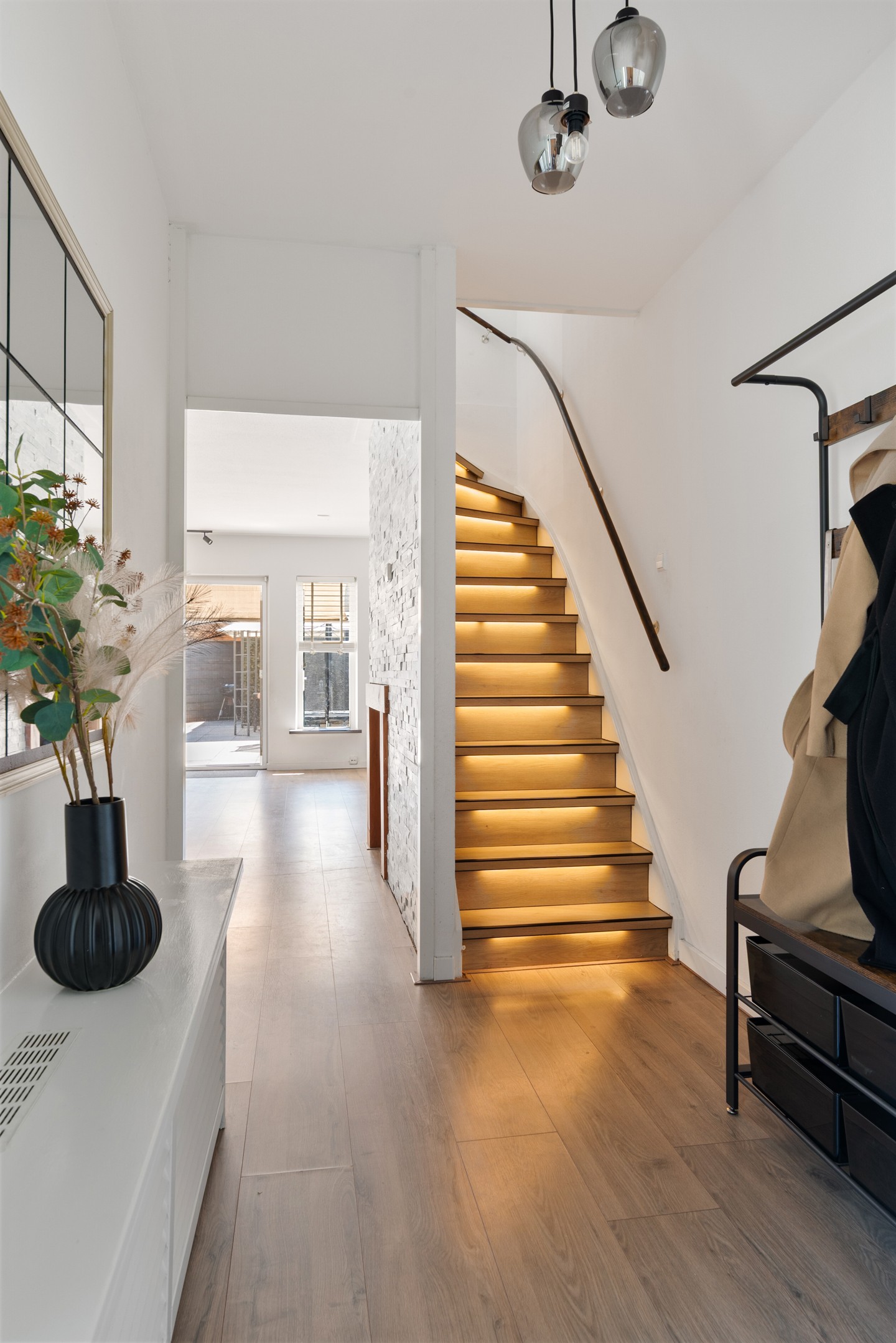 Hoekwoning te koop: Veeringzoom 24, Koog Aan De Zaan