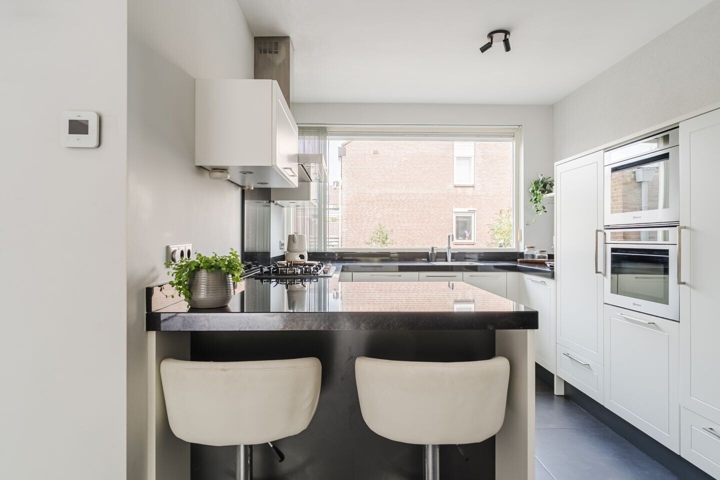 Tussenwoning te koop: Turfakker 12, Koog Aan De Zaan