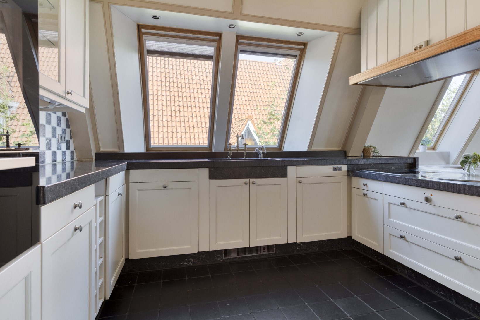 Hoekwoning te koop: Lagedijk 12C, Zaandijk