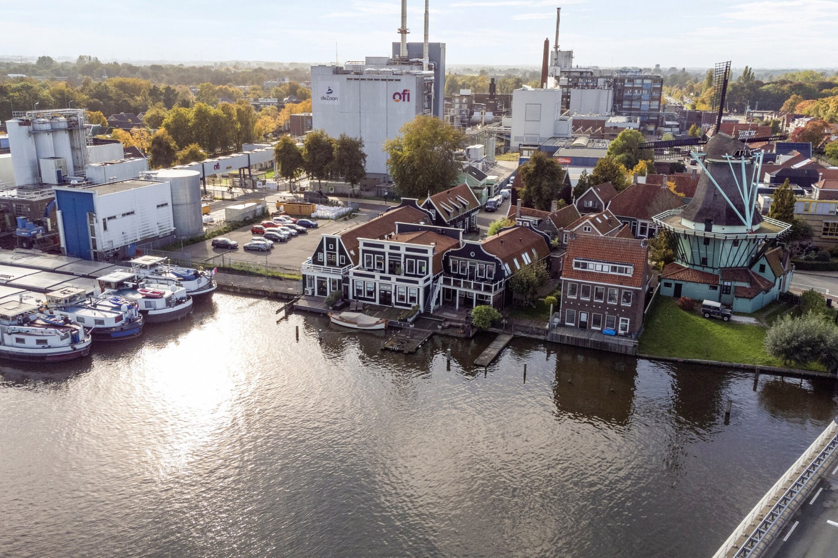 Hoekwoning te koop: Lagedijk 12C, Zaandijk