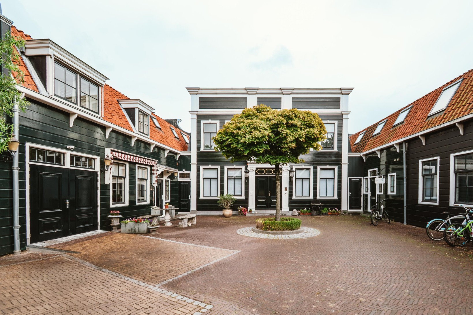Hoekwoning te koop: Lagedijk 12C, Zaandijk