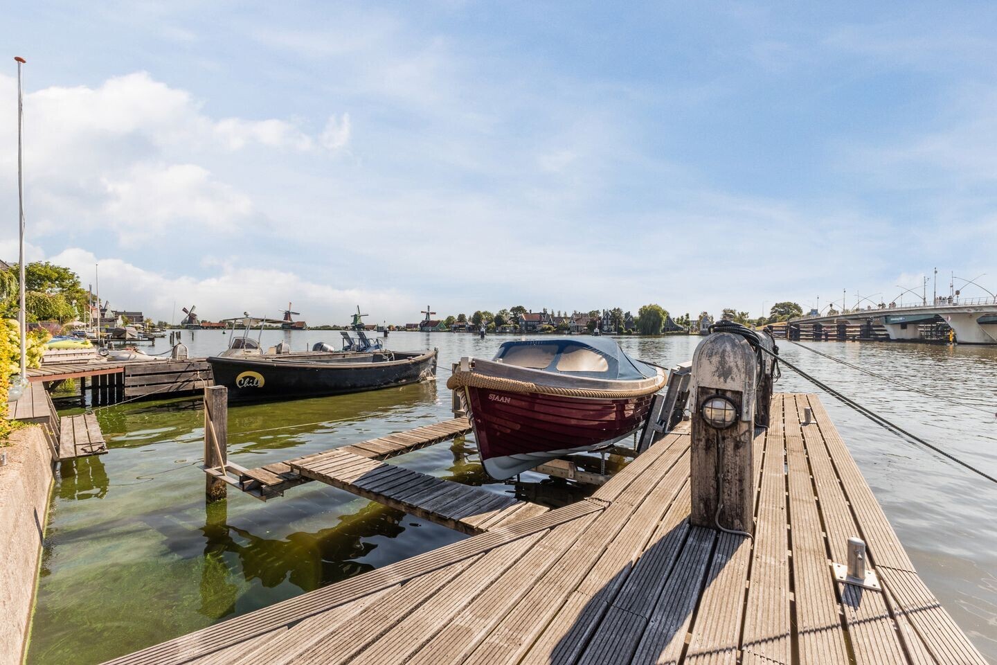 Hoekwoning te koop: Lagedijk 36, Zaandijk