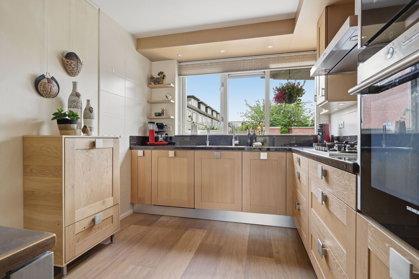 Tussenwoning te koop: George Gershwinstraat 80, Zaandijk