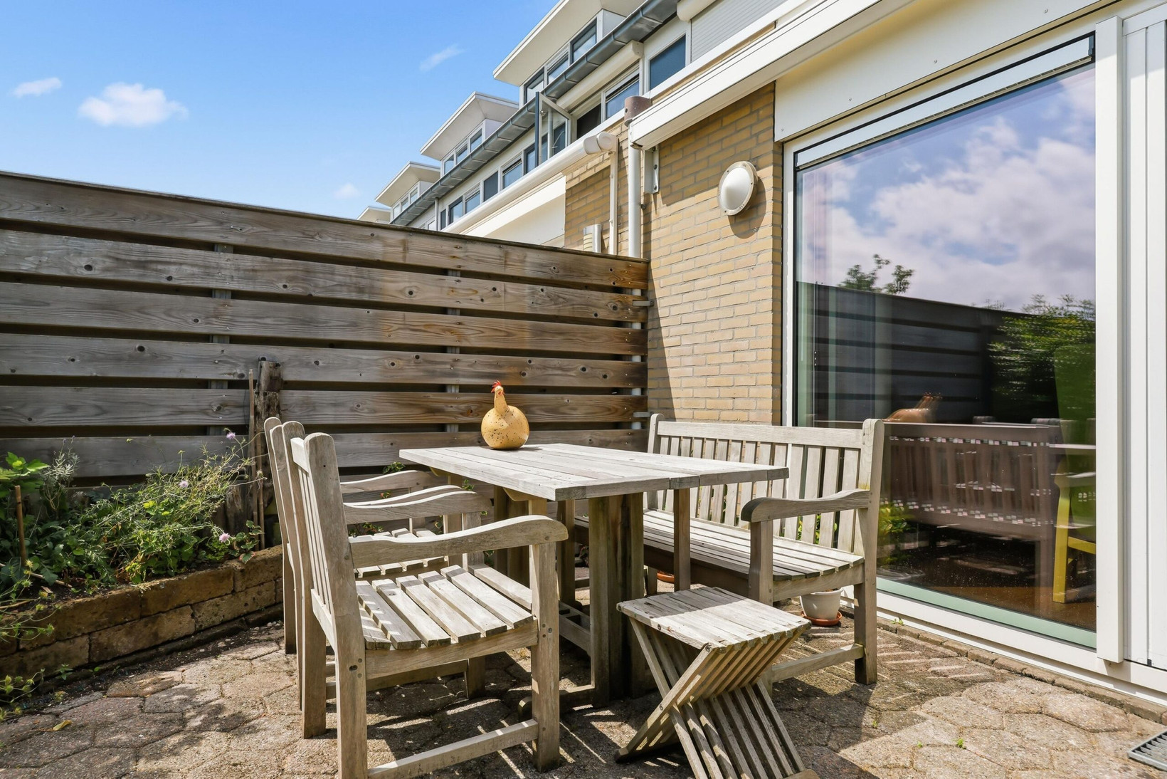Tussenwoning te koop: Claude Debussystraat 56, Zaandijk