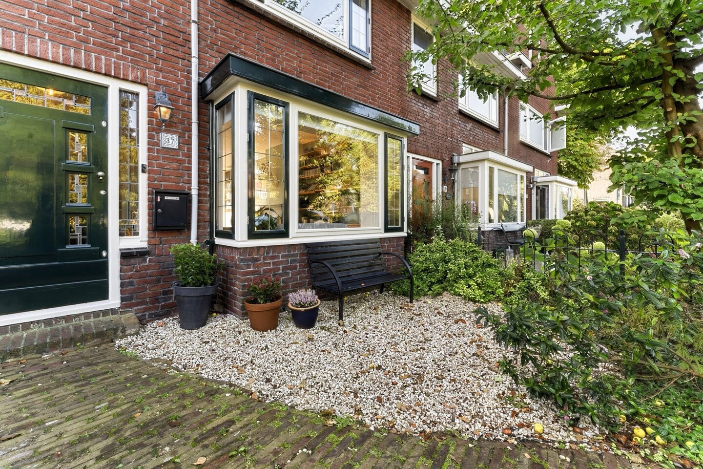 Tussenwoning te koop: Tuinkade 37, Zaandijk