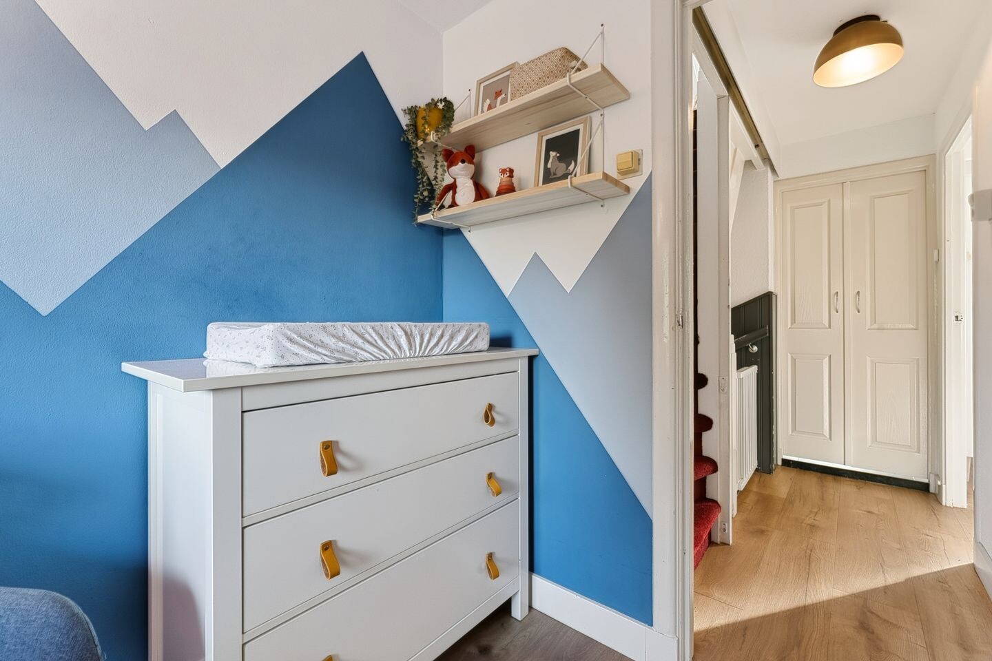 Tussenwoning te koop: Tuinkade 37, Zaandijk