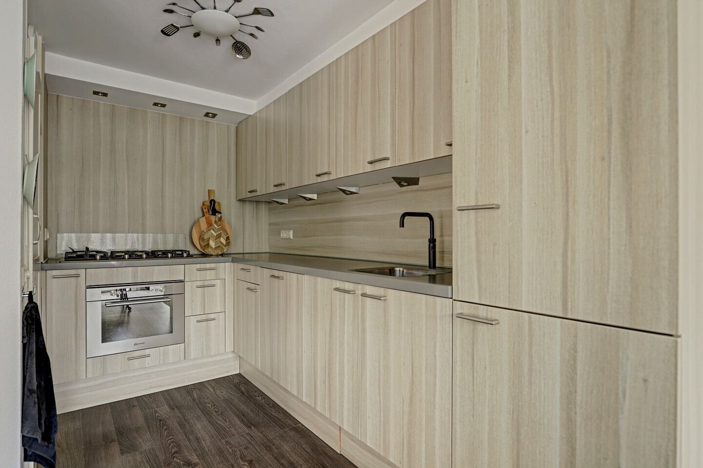 Tussenwoning te koop: Triangelhof 174, Zaandijk