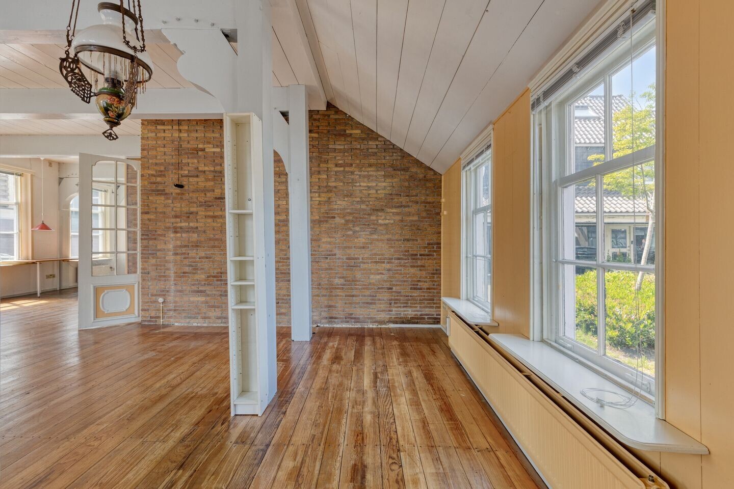 Vrijstaande woning te koop: Kerkbuurt 41, Westzaan