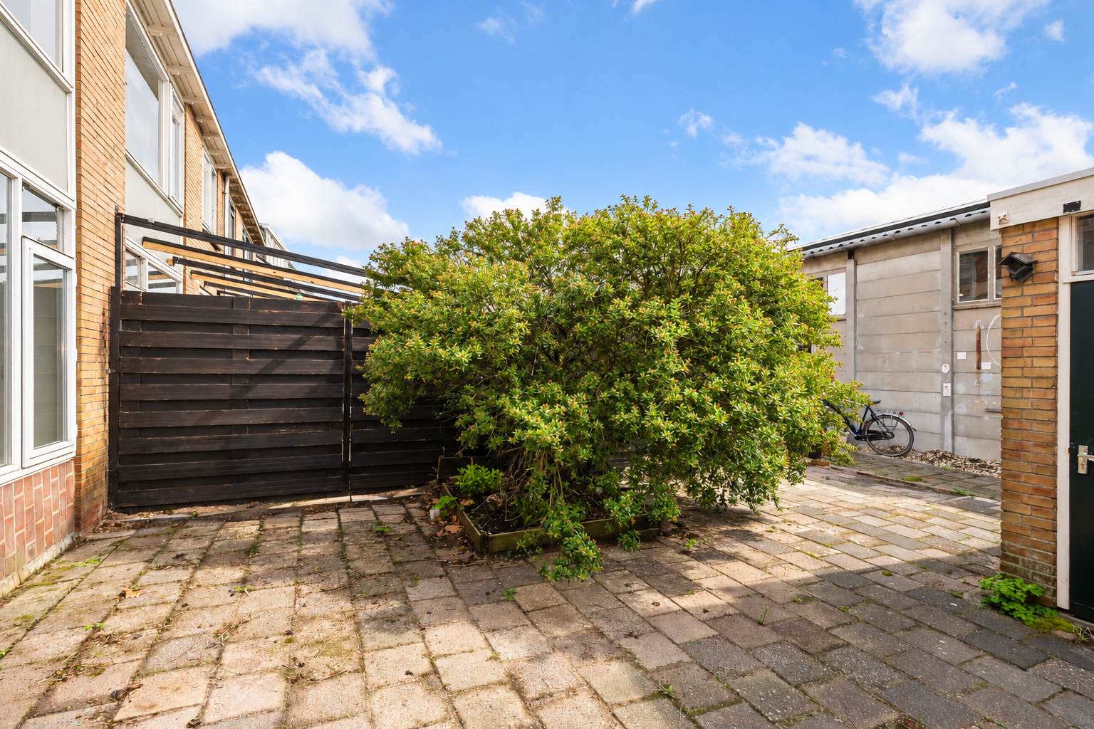 Tussenwoning te koop: De Appelboomstraat 14, Westzaan