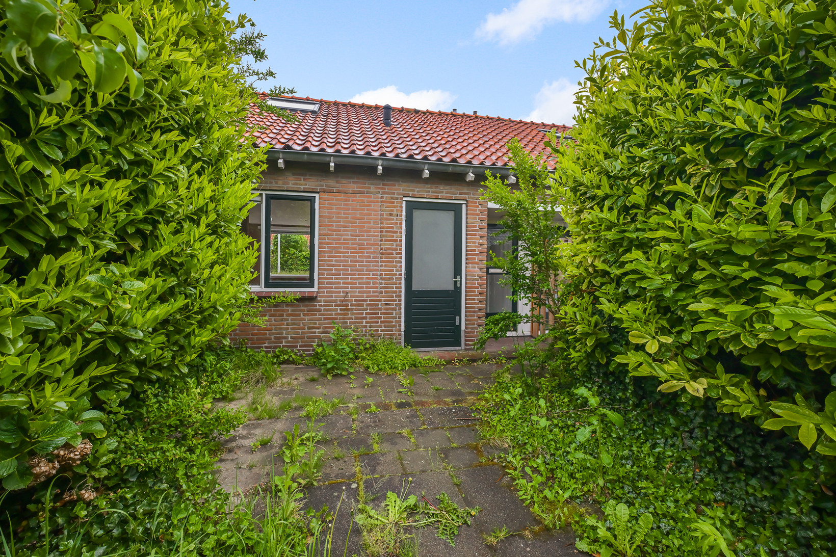 Twee-onder-één-kap te koop: 't Hoenstraat 39, Westzaan