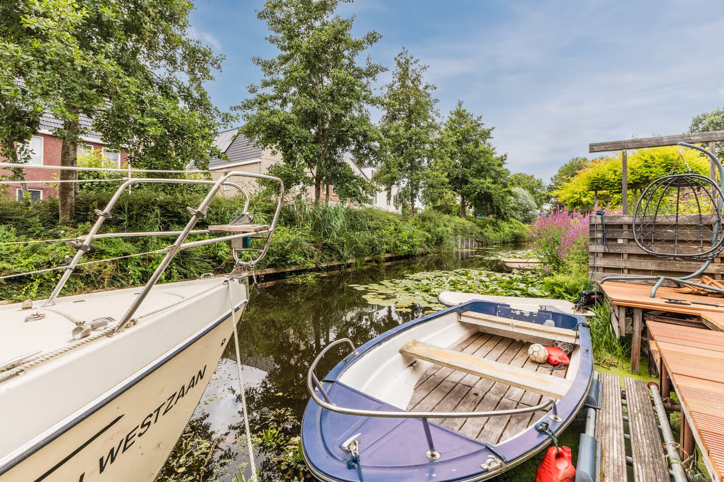 Tussenwoning te koop: Roerdompstraat 19, Westzaan
