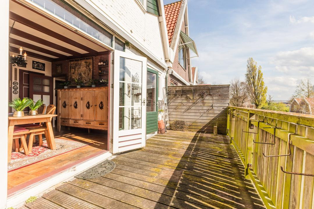 Hoekwoning te koop: Overtoom 17, Westzaan