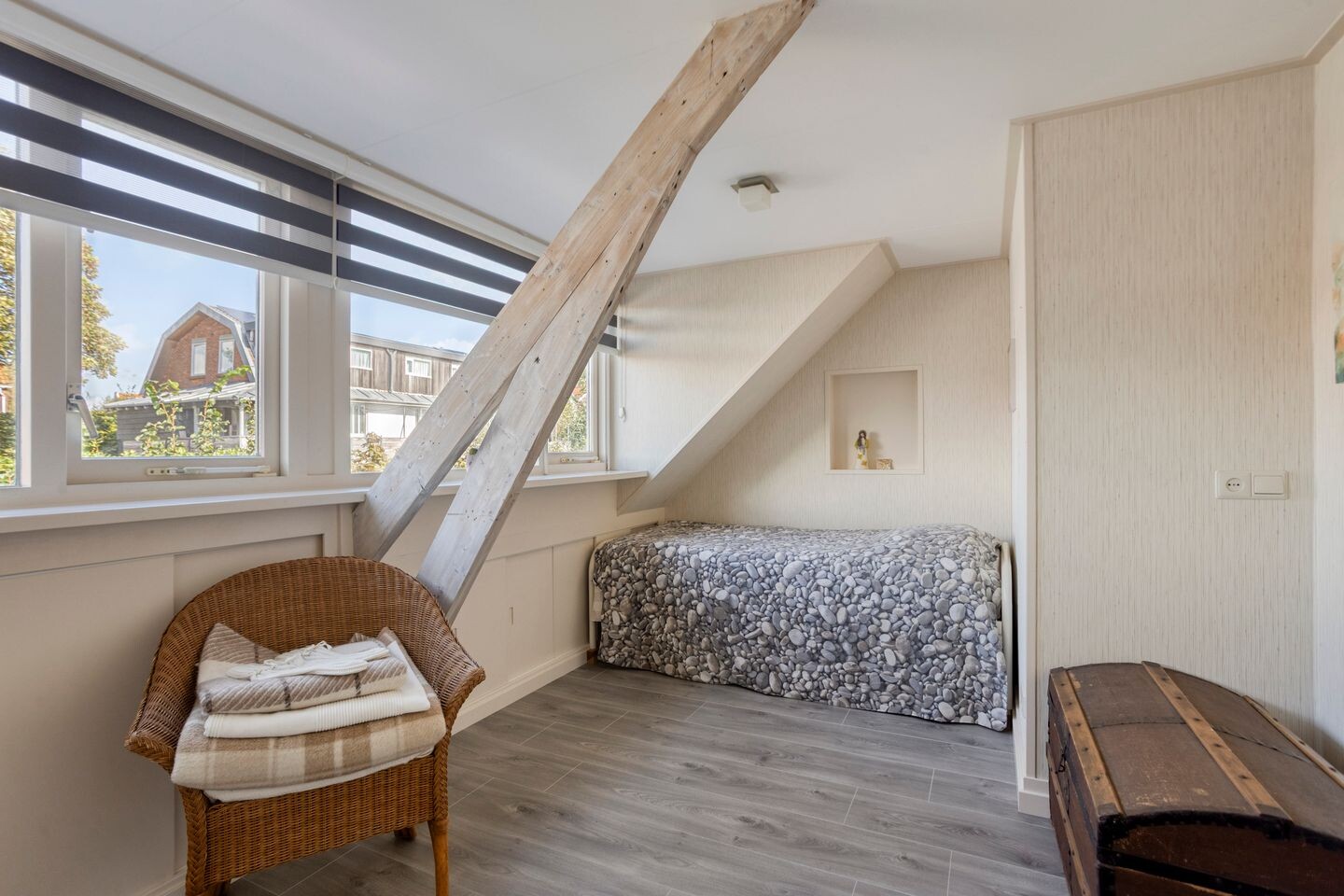 Vrijstaande woning te koop: Veldweg 43, Westzaan