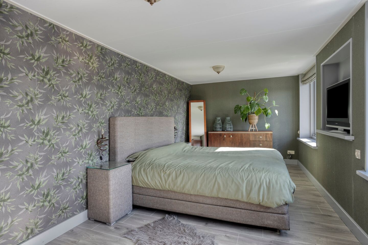 Vrijstaande woning te koop: Veldweg 43, Westzaan