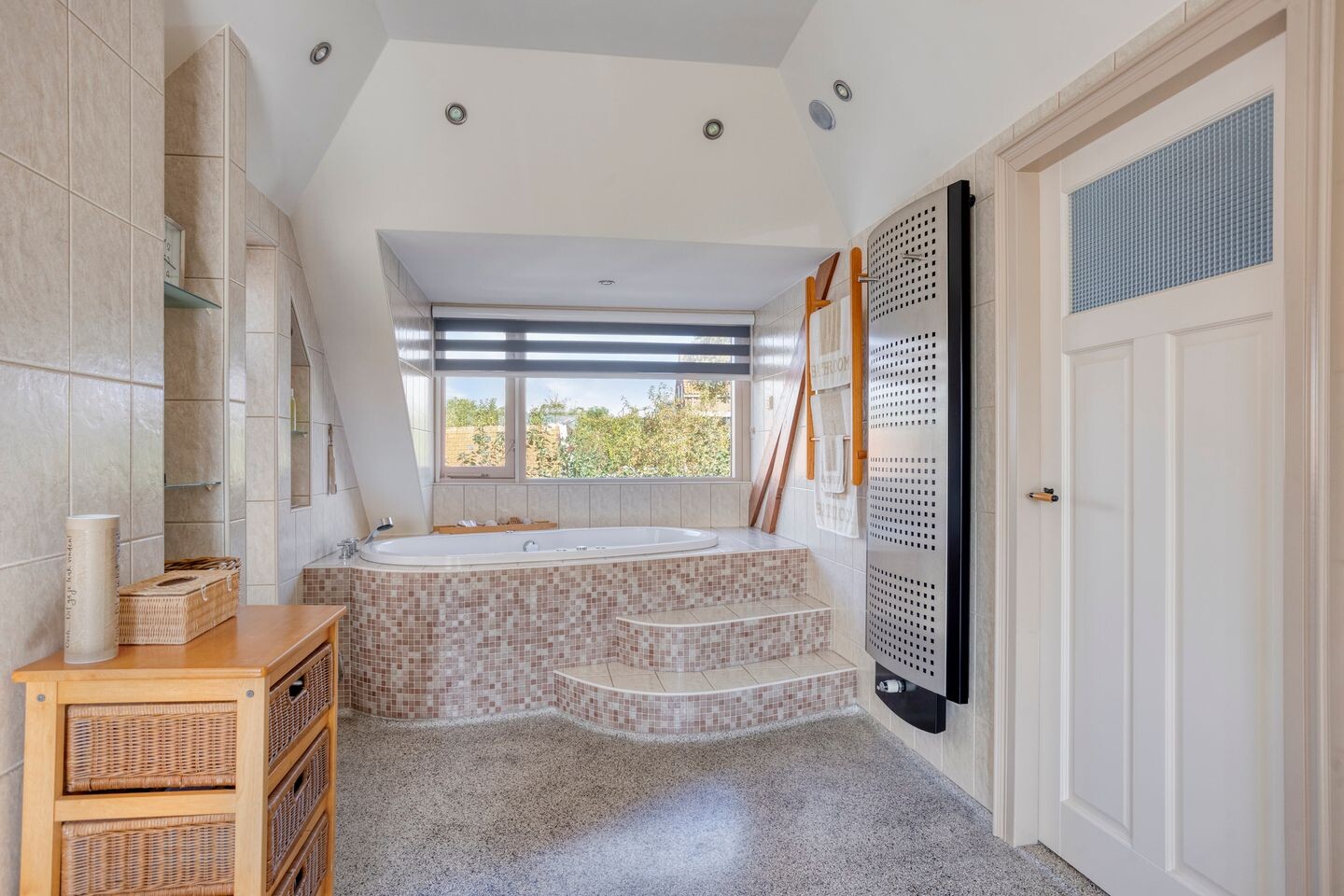Vrijstaande woning te koop: Veldweg 43, Westzaan