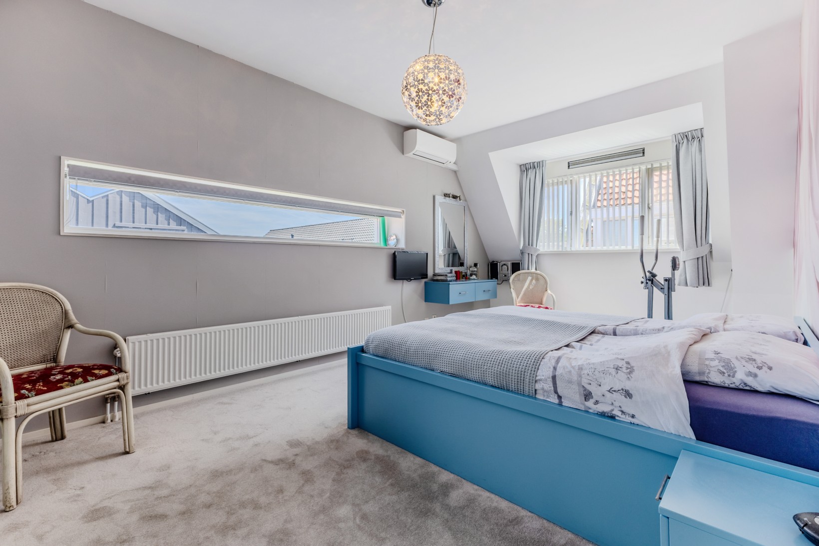 Twee-onder-één-kap te koop: J.J. Allanstraat 266A, Westzaan