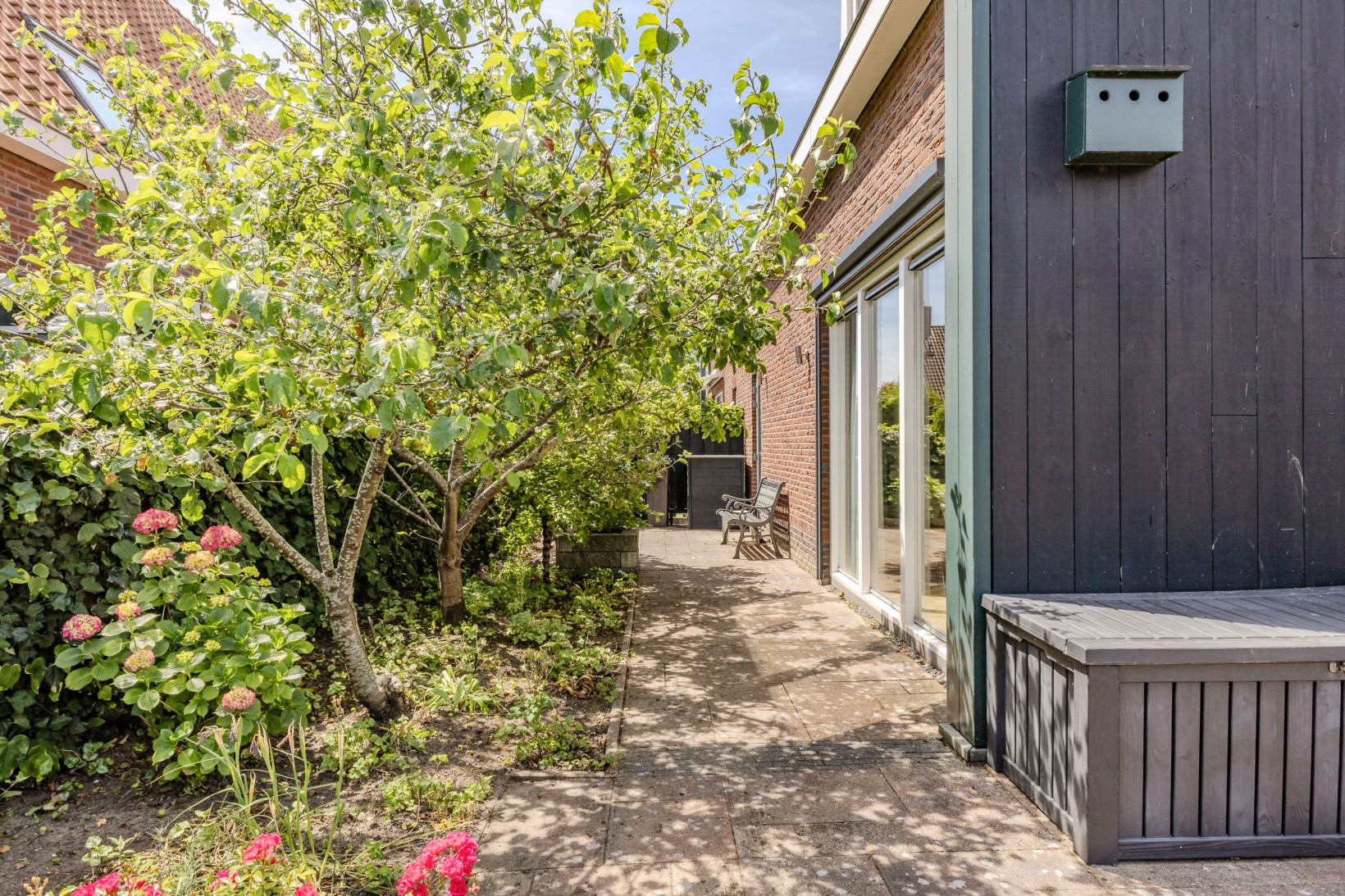 Twee-onder-één-kap te koop: J.J. Allanstraat 266A, Westzaan