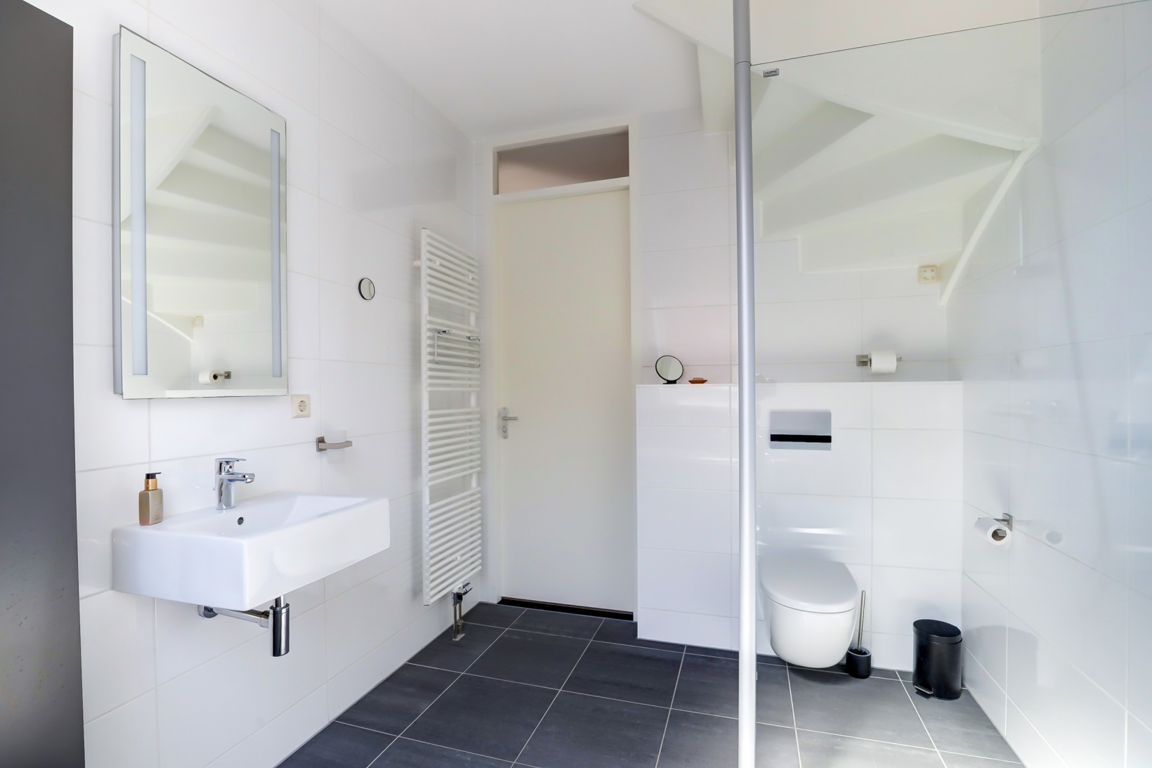 Twee-onder-één-kap te koop: J.J. Allanstraat 270, Westzaan