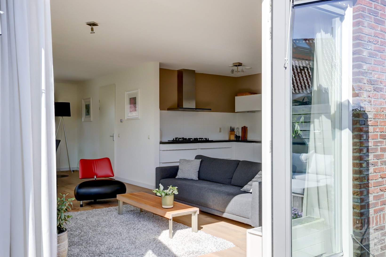 Twee-onder-één-kap te koop: J.J. Allanstraat 270, Westzaan