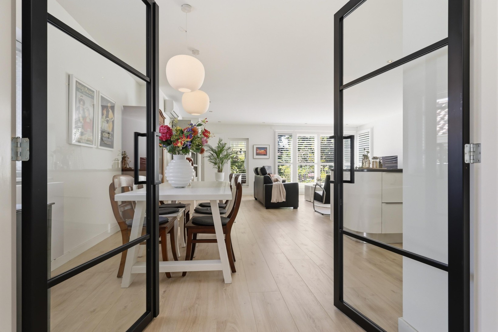 Vrijstaande woning te koop: Weiver 68, Westzaan