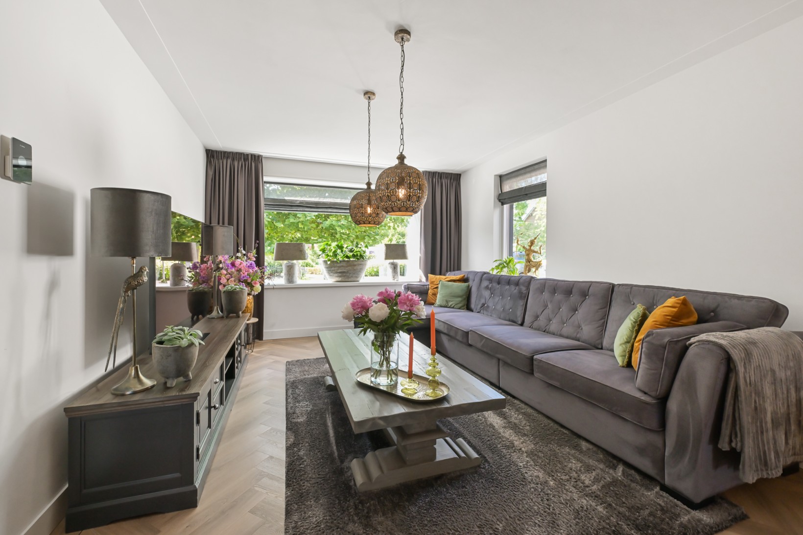 Tussenwoning te koop: Burgemeester Vijlbriefstraat 21, Westzaan
