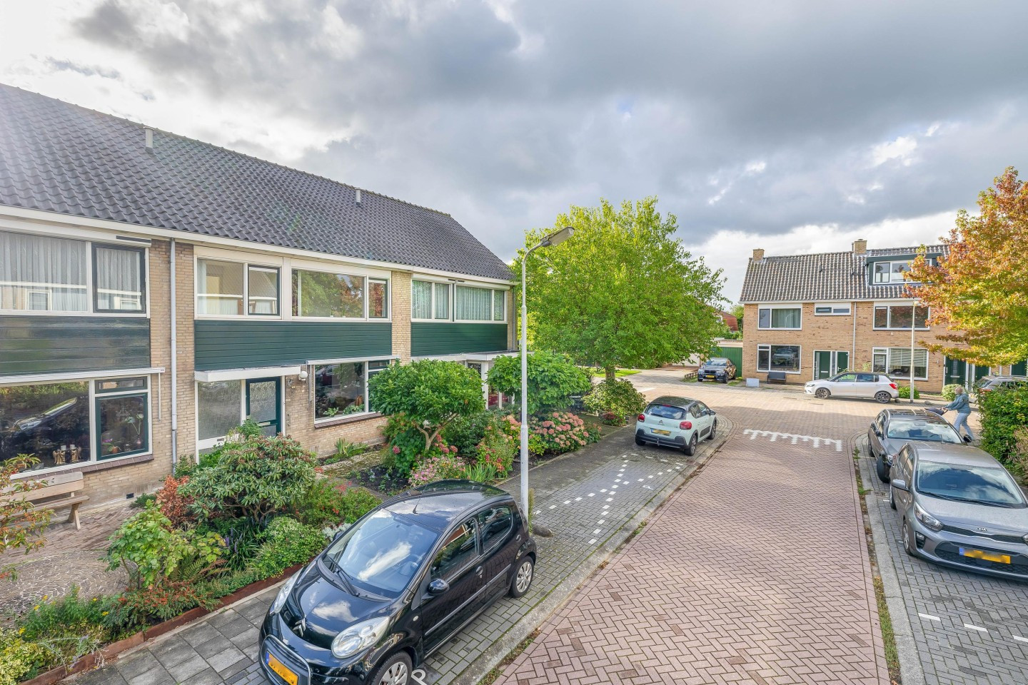 Tussenwoning te koop: Jean Henri Dunantstraat 27, Krommenie