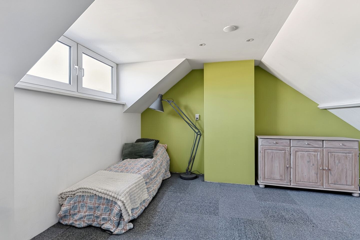 Tussenwoning te koop: Witte Klaverlaan 59, Krommenie