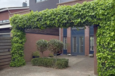 Weidehommel 8