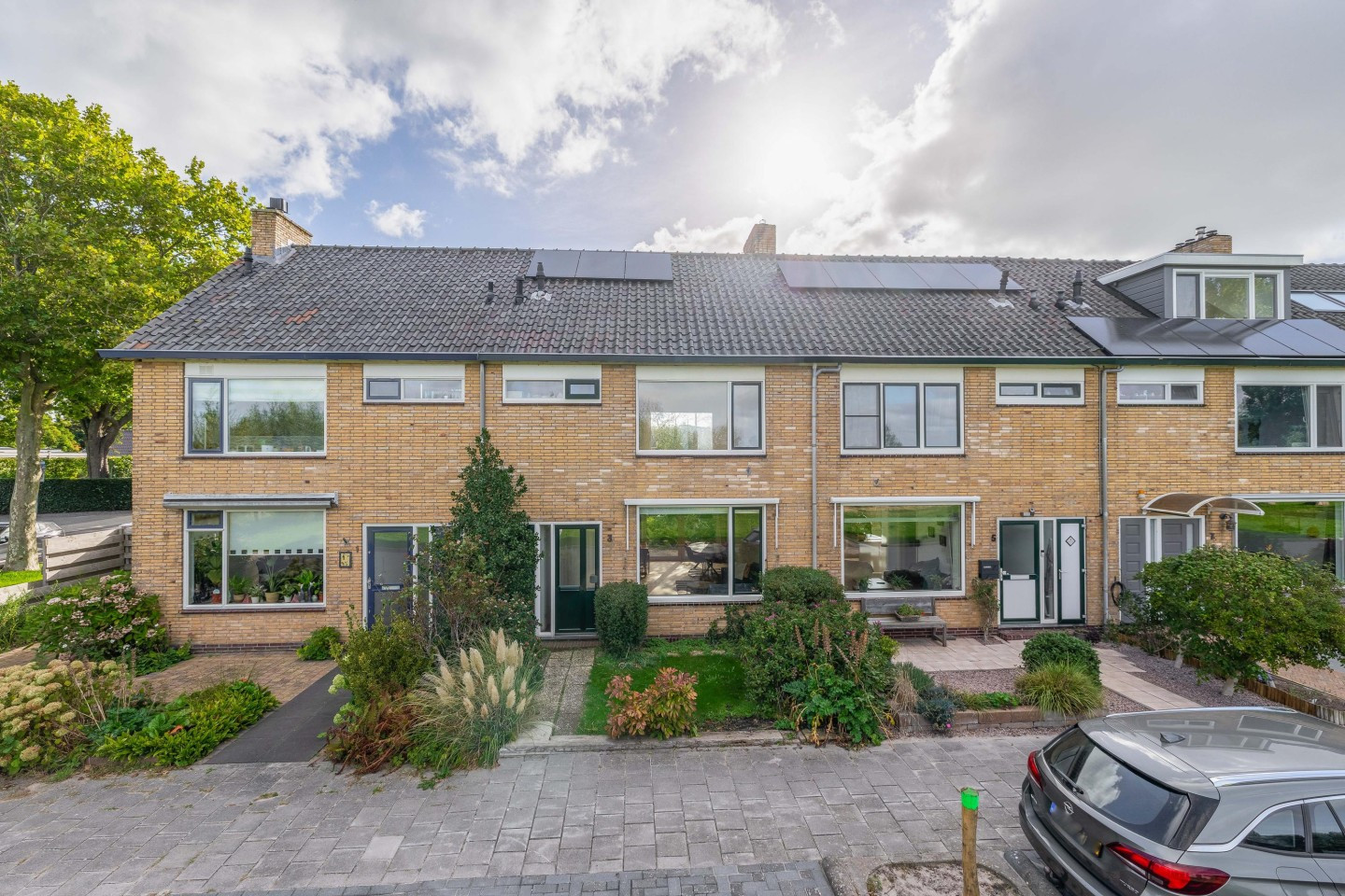 Tussenwoning te koop: Van Allenstraat 3, Krommenie