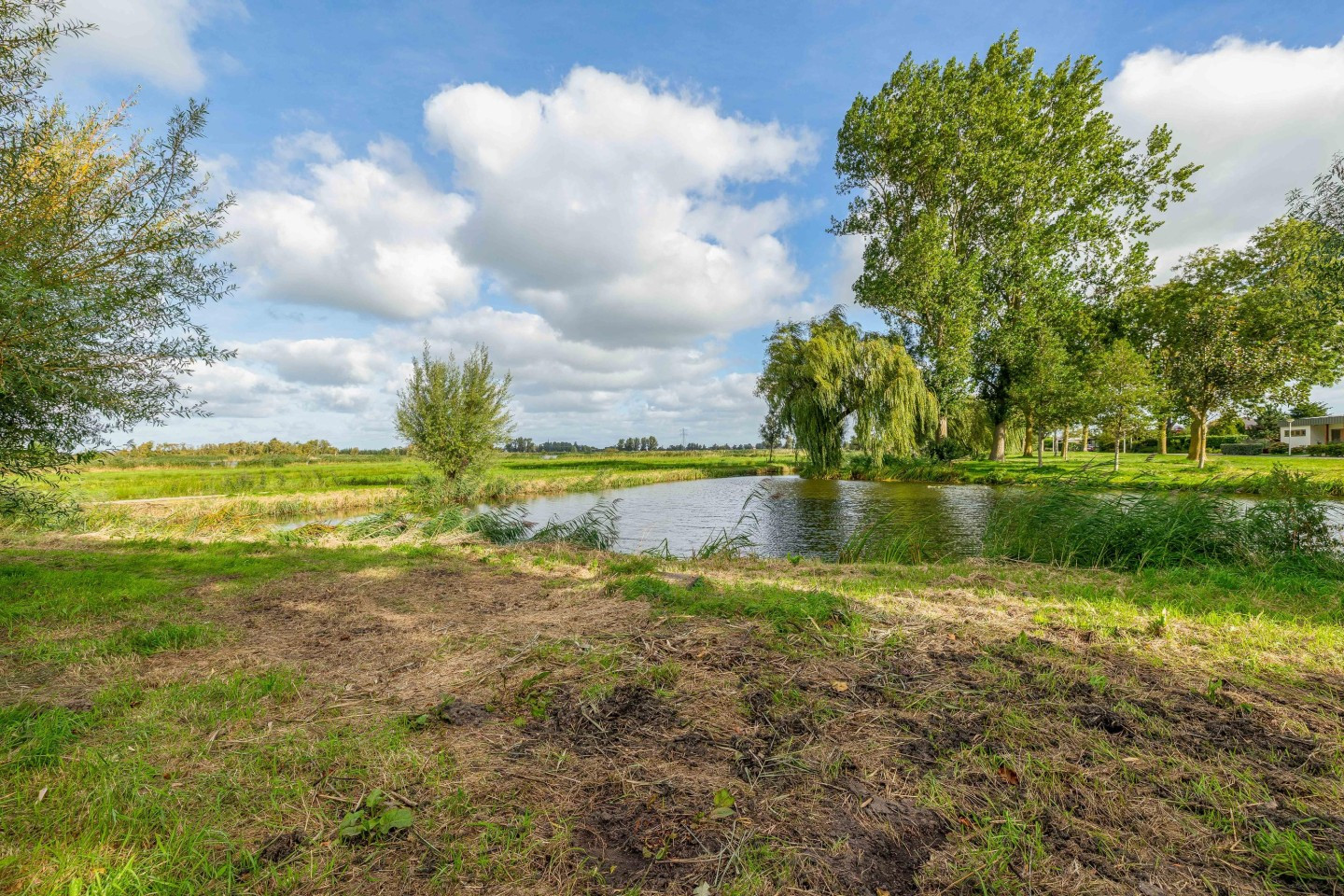Tussenwoning te koop: Van Allenstraat 3, Krommenie