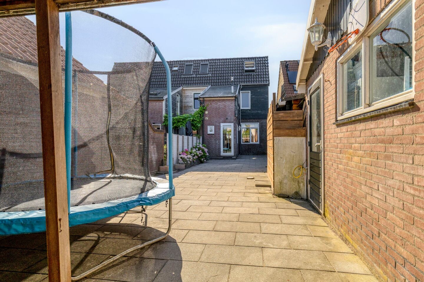 Hoekwoning te koop: Dorpsstraat 484, Assendelft