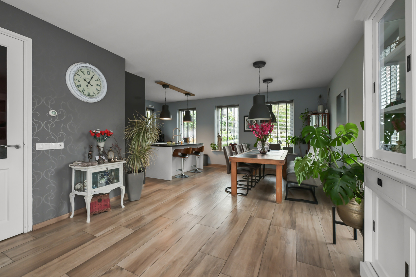 Vrijstaande woning te koop: Dorpsstraat 826, Assendelft