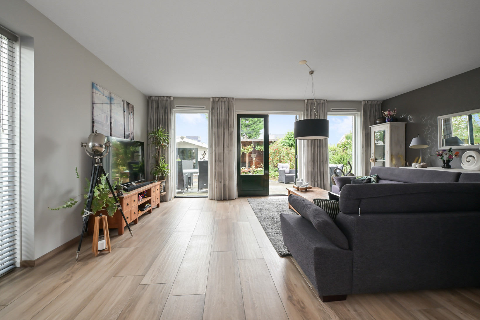 Vrijstaande woning te koop: Dorpsstraat 826, Assendelft