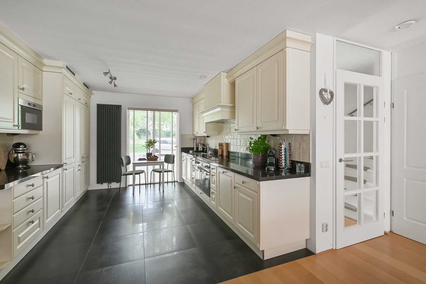Tussenwoning te koop: Rekenmeester 37, Assendelft