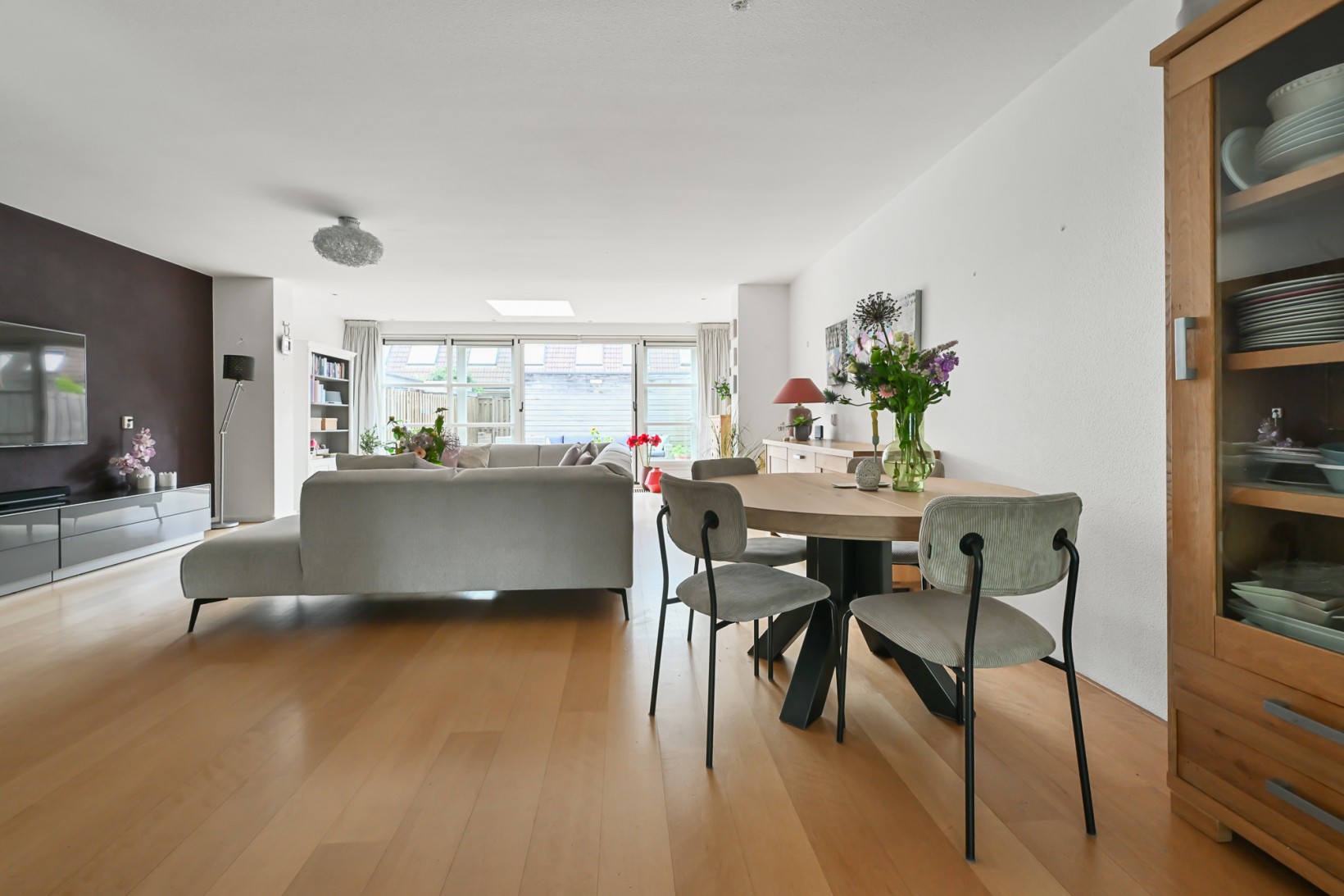 Tussenwoning te koop: Rekenmeester 37, Assendelft