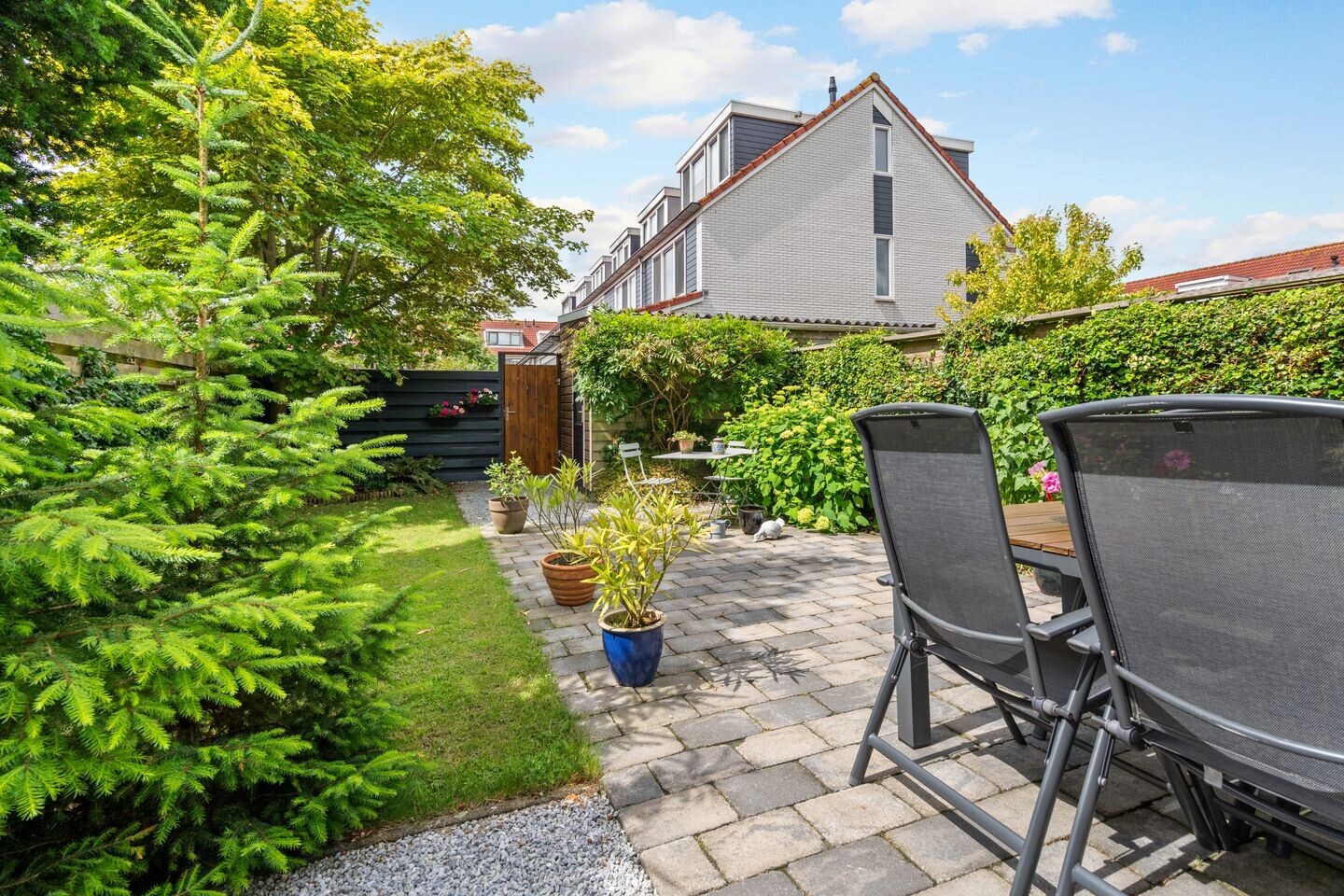 Vrijstaande woning te koop: Benedictijnenstraat 2, Assendelft