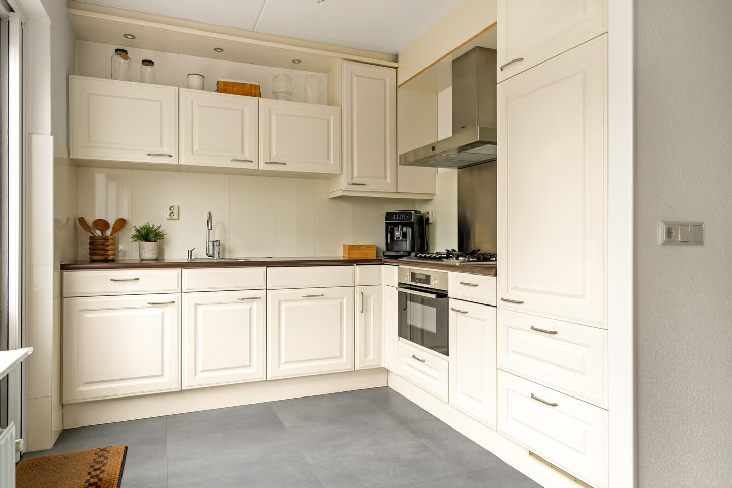 Vrijstaande woning te koop: Benedictijnenstraat 2, Assendelft