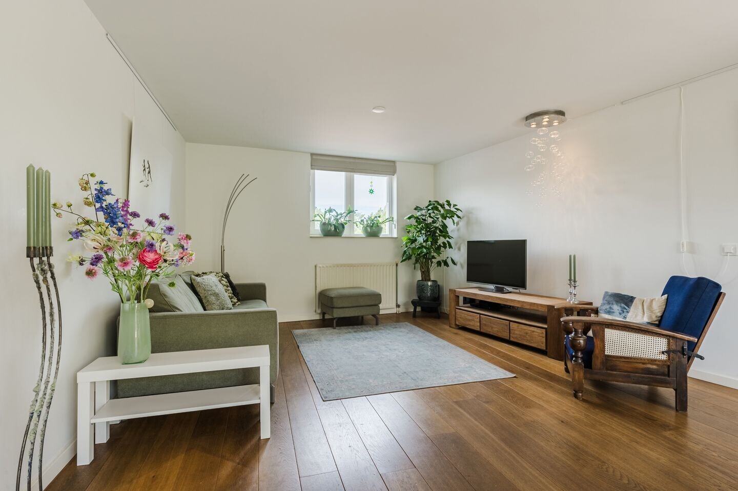 Tussenwoning te koop: Vrije Heerlijkheid 81, Assendelft