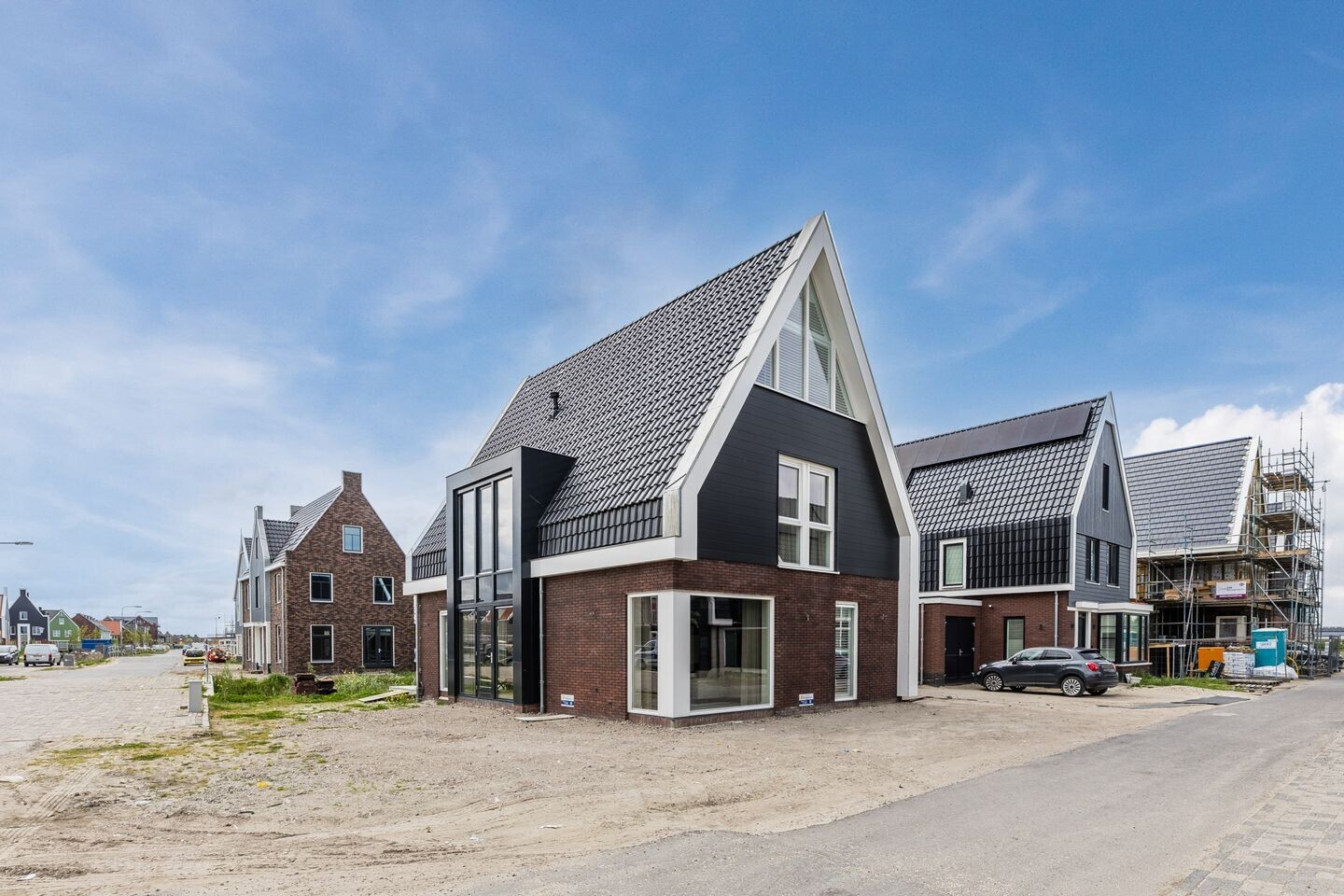 Twee-onder-één-kap te koop: Andoorn 33, Assendelft