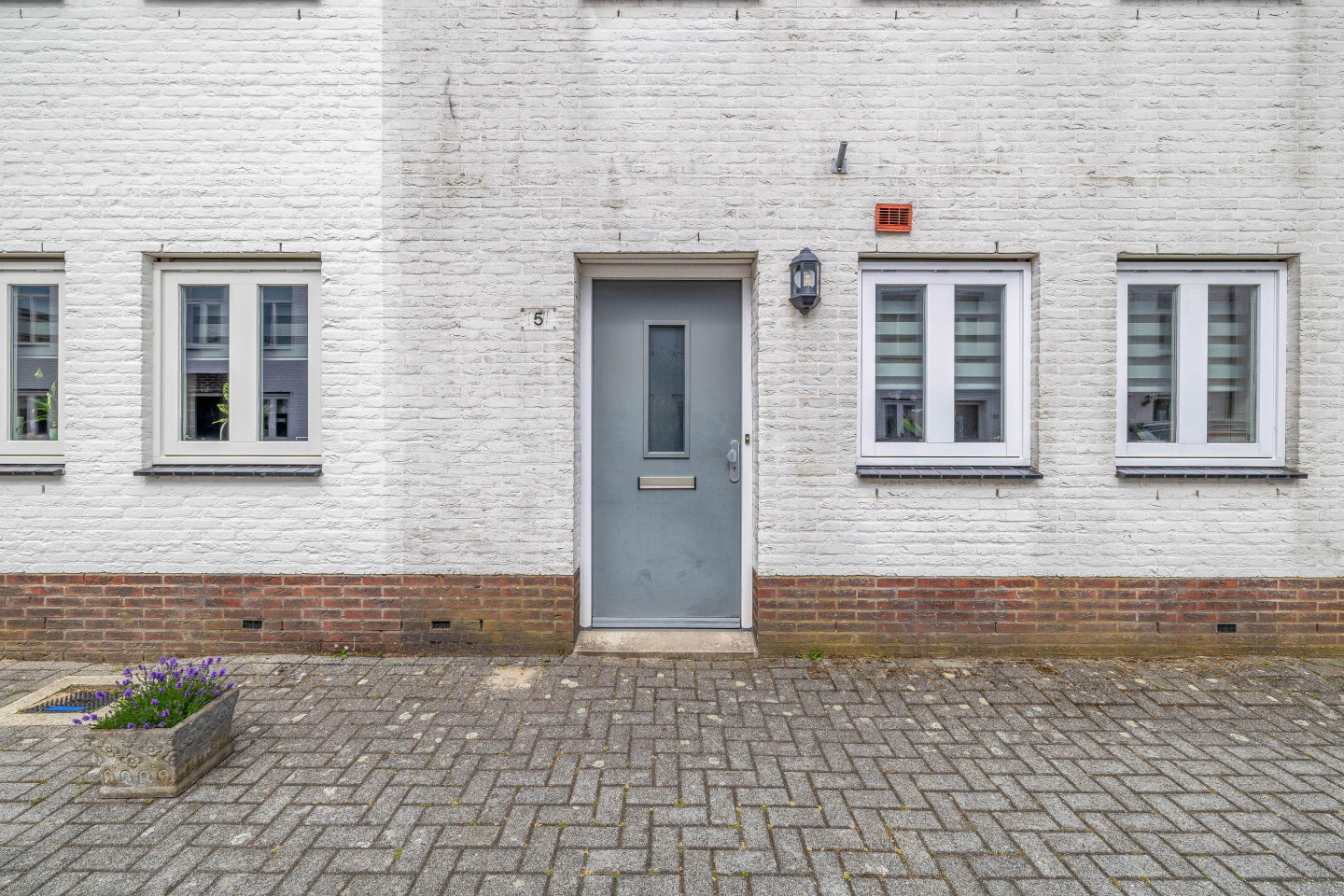 Tussenwoning te koop: Beekdal 5, Assendelft