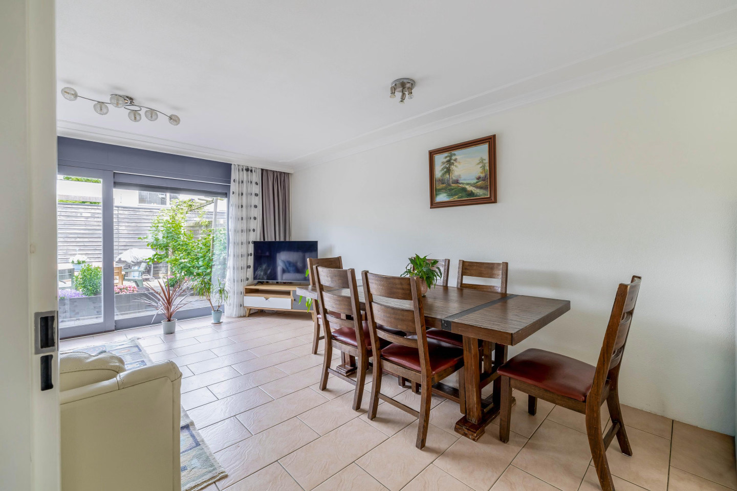 Tussenwoning te koop: Beekdal 5, Assendelft