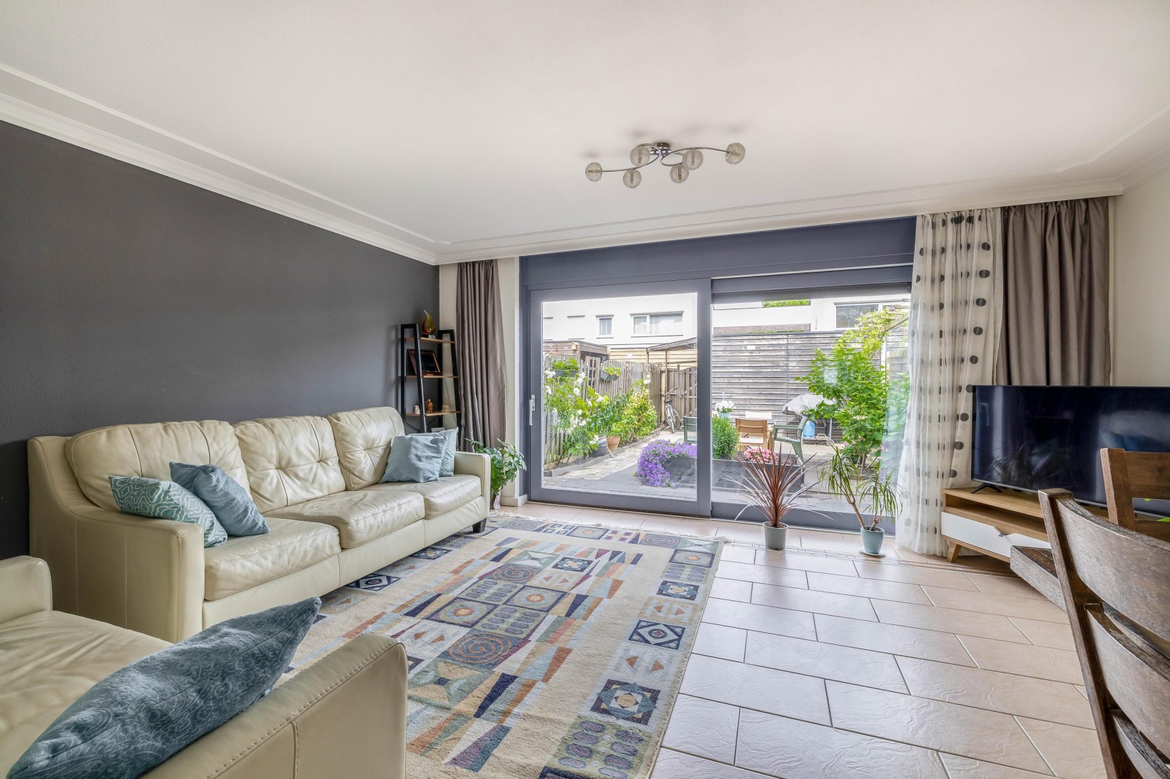 Tussenwoning te koop: Beekdal 5, Assendelft