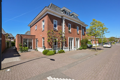 Pluimgraaf 10
