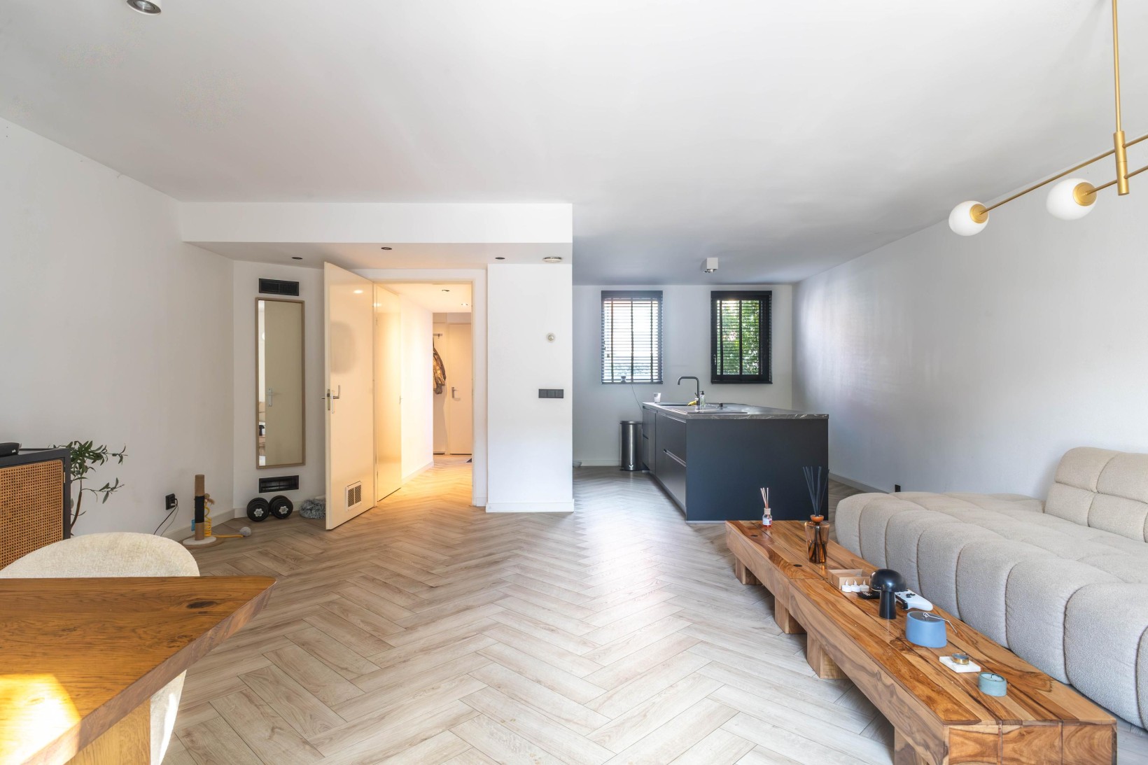 Tussenwoning te koop: IJsbloem 23, Assendelft