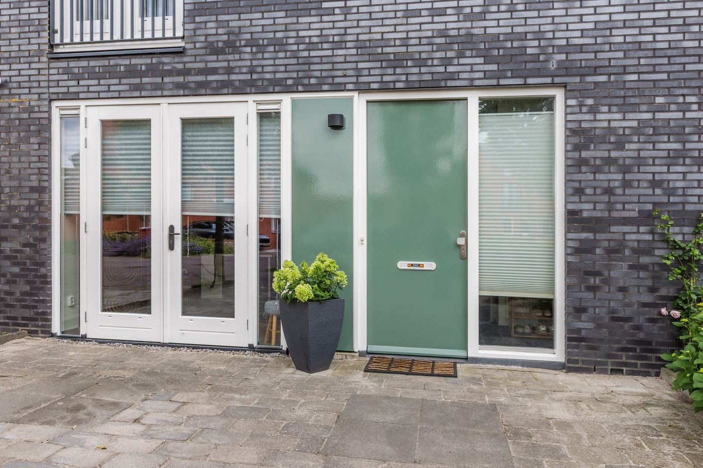Tussenwoning te koop: Veenland 3, Assendelft