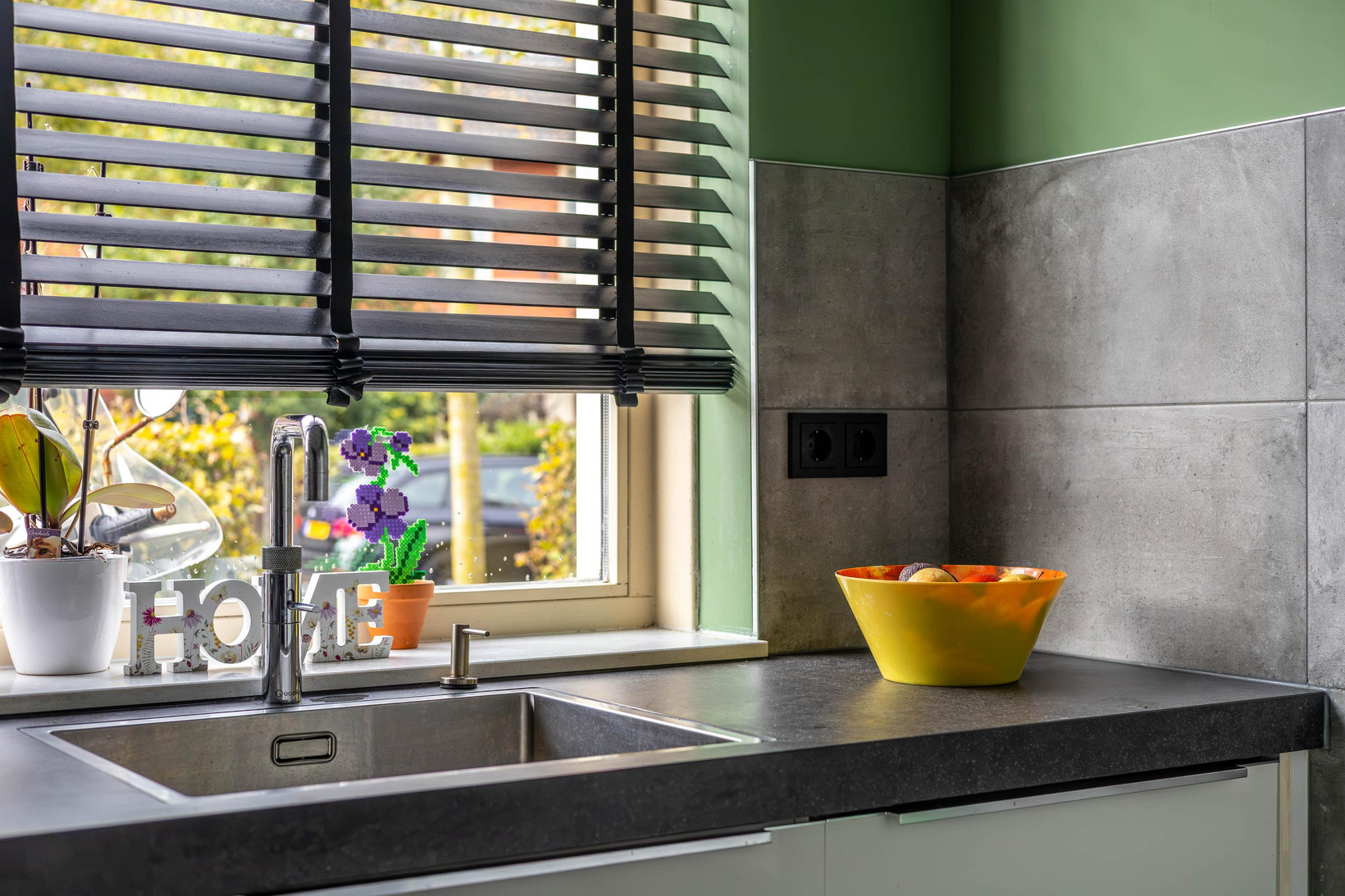 Hoekwoning te koop: Witte Ring 38, Assendelft