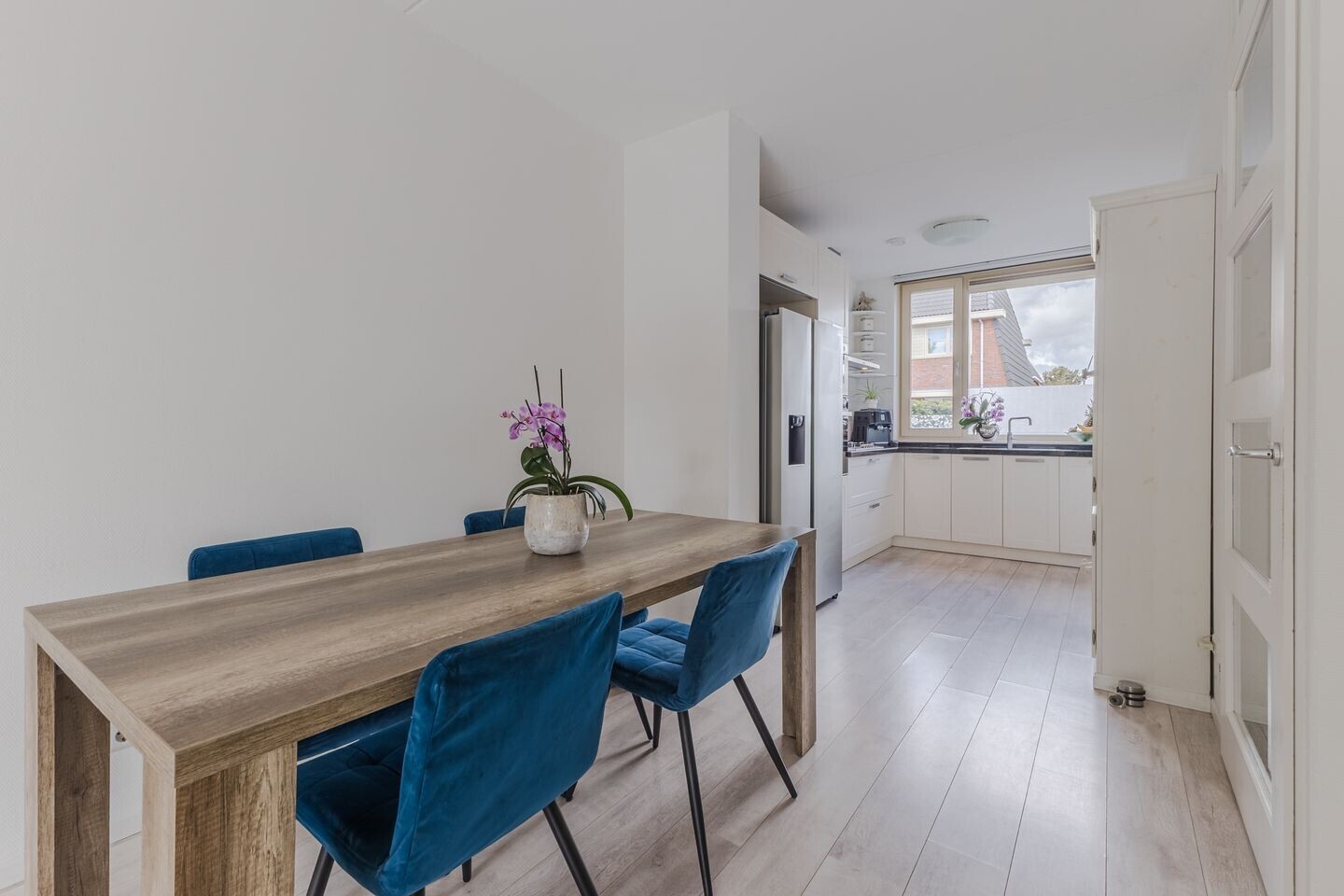 Tussenwoning te koop: Witte Ring 55, Assendelft